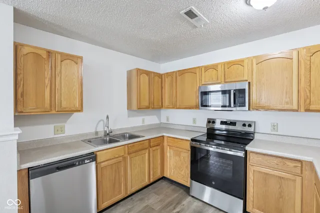 $295,000 | 13355 Heroic Way, Fishers, IN 46037