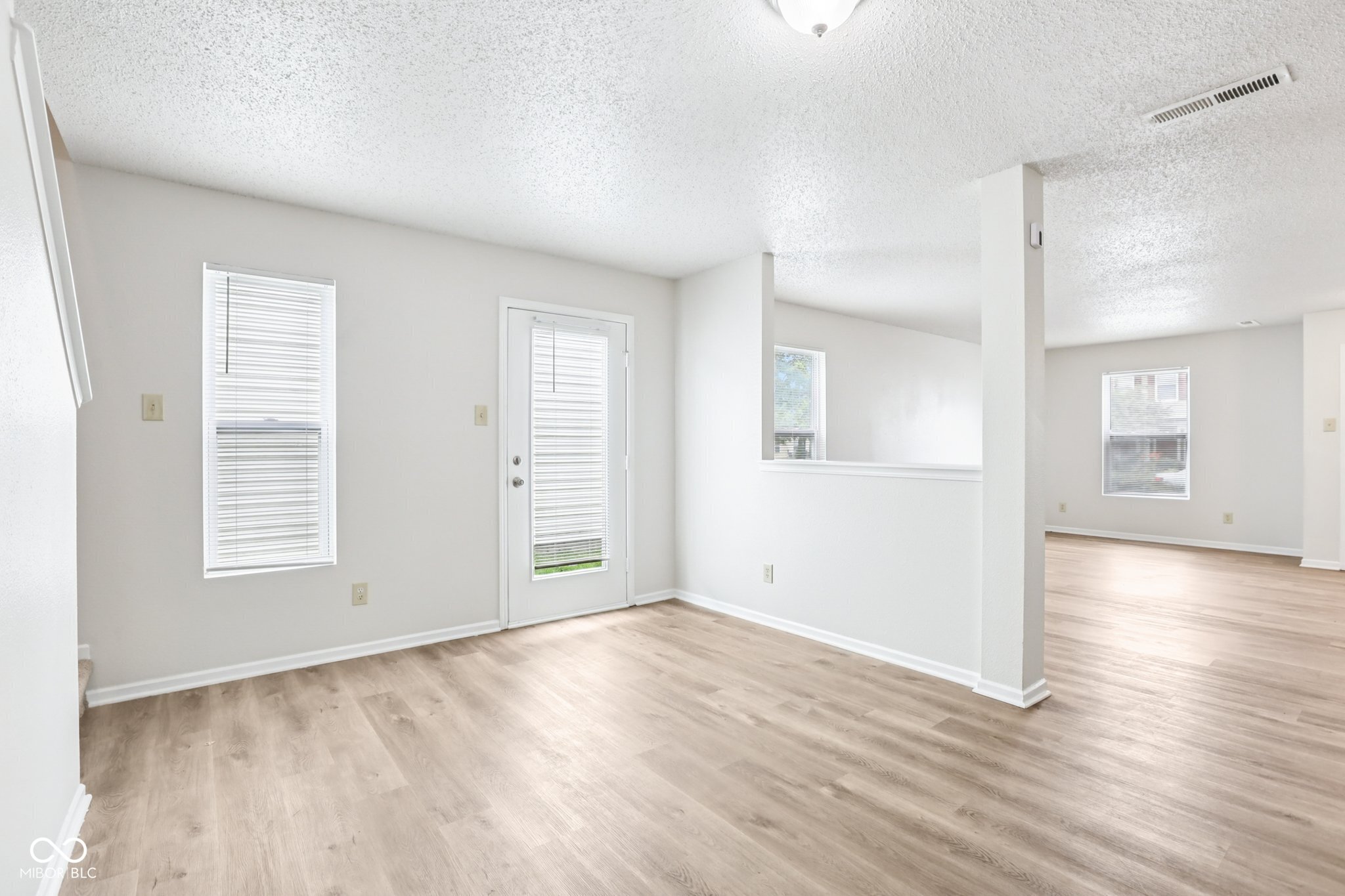 13355 Heroic Way Fishers, IN 46037 - Photo 14 of 40