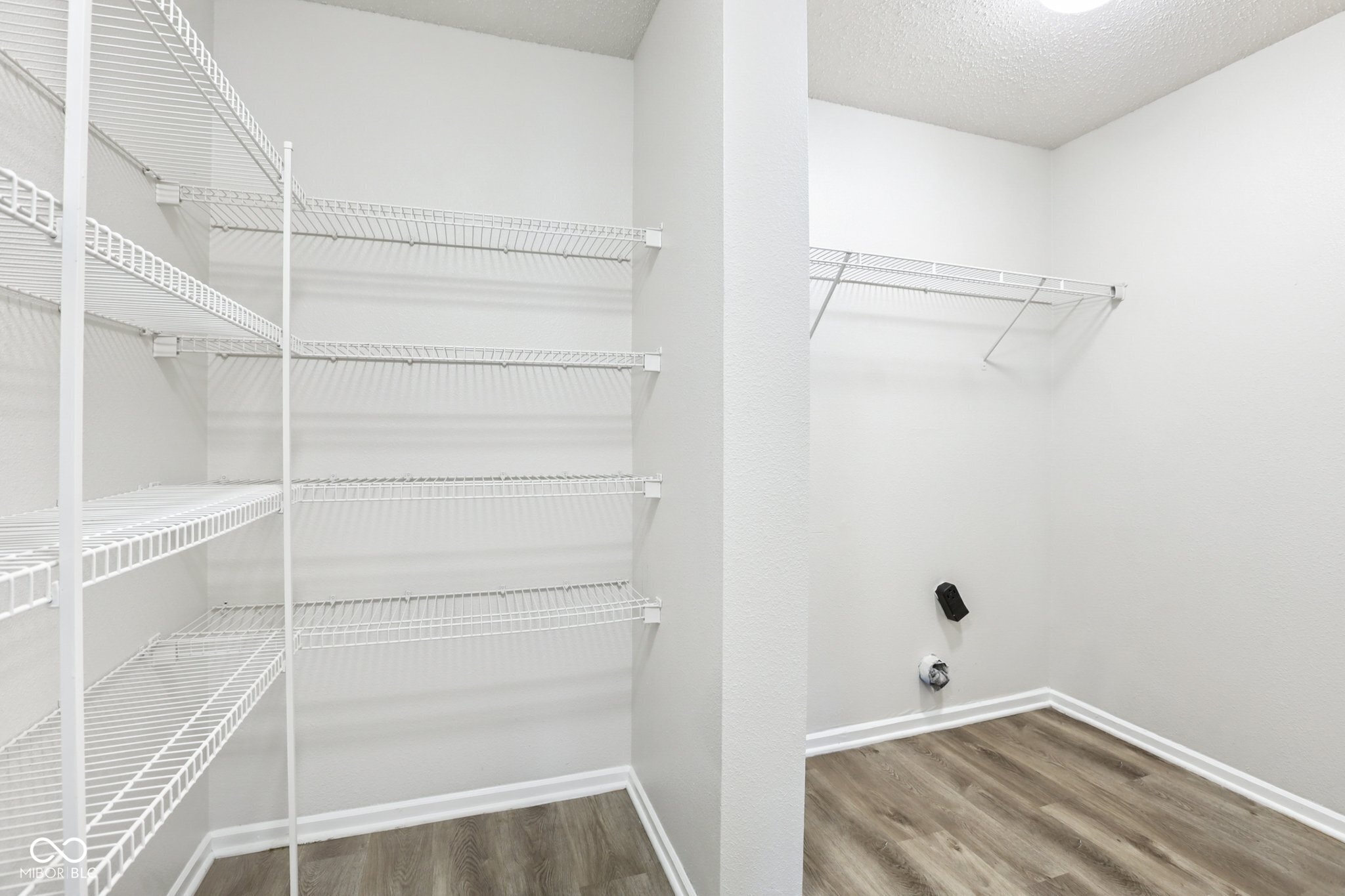 13355 Heroic Way Fishers, IN 46037 - Photo 15 of 40