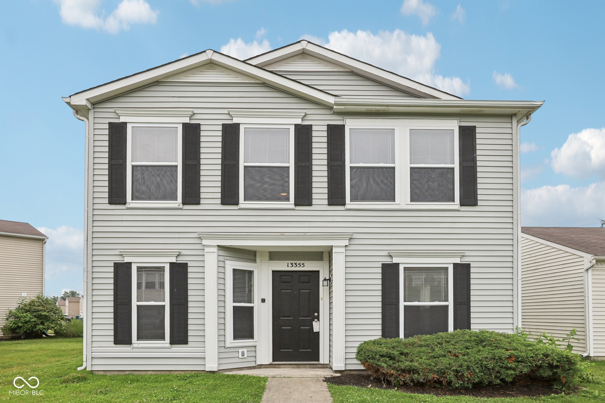 13355 Heroic Way Fishers, IN 46037 - Photo 2 of 40