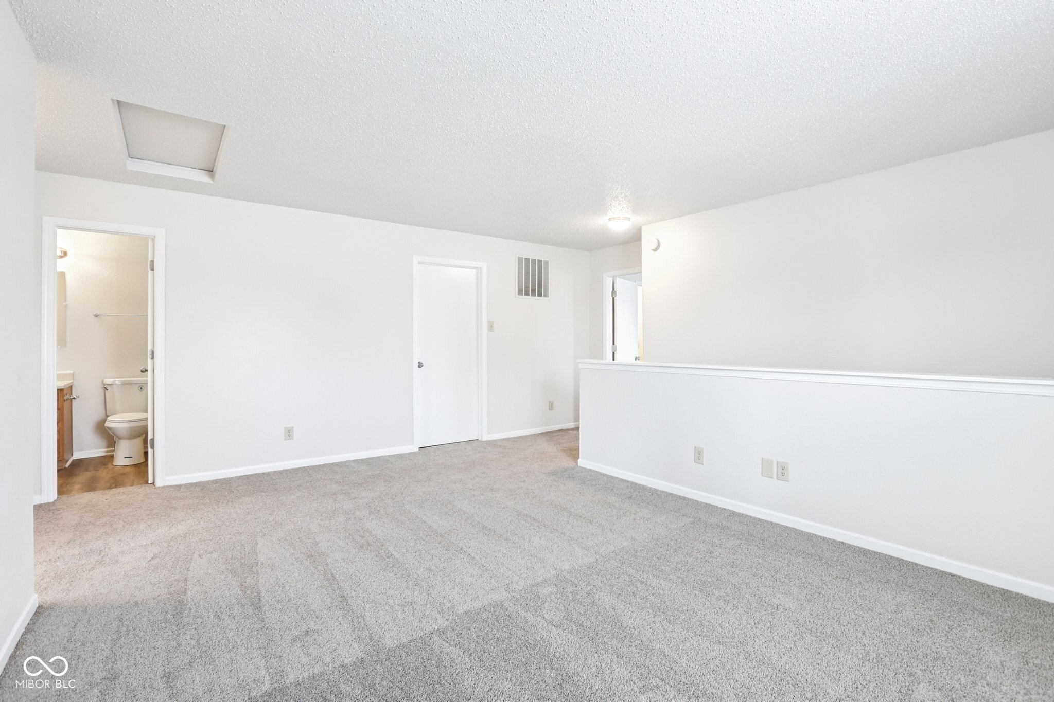 13355 Heroic Way Fishers, IN 46037 - Photo 32 of 40