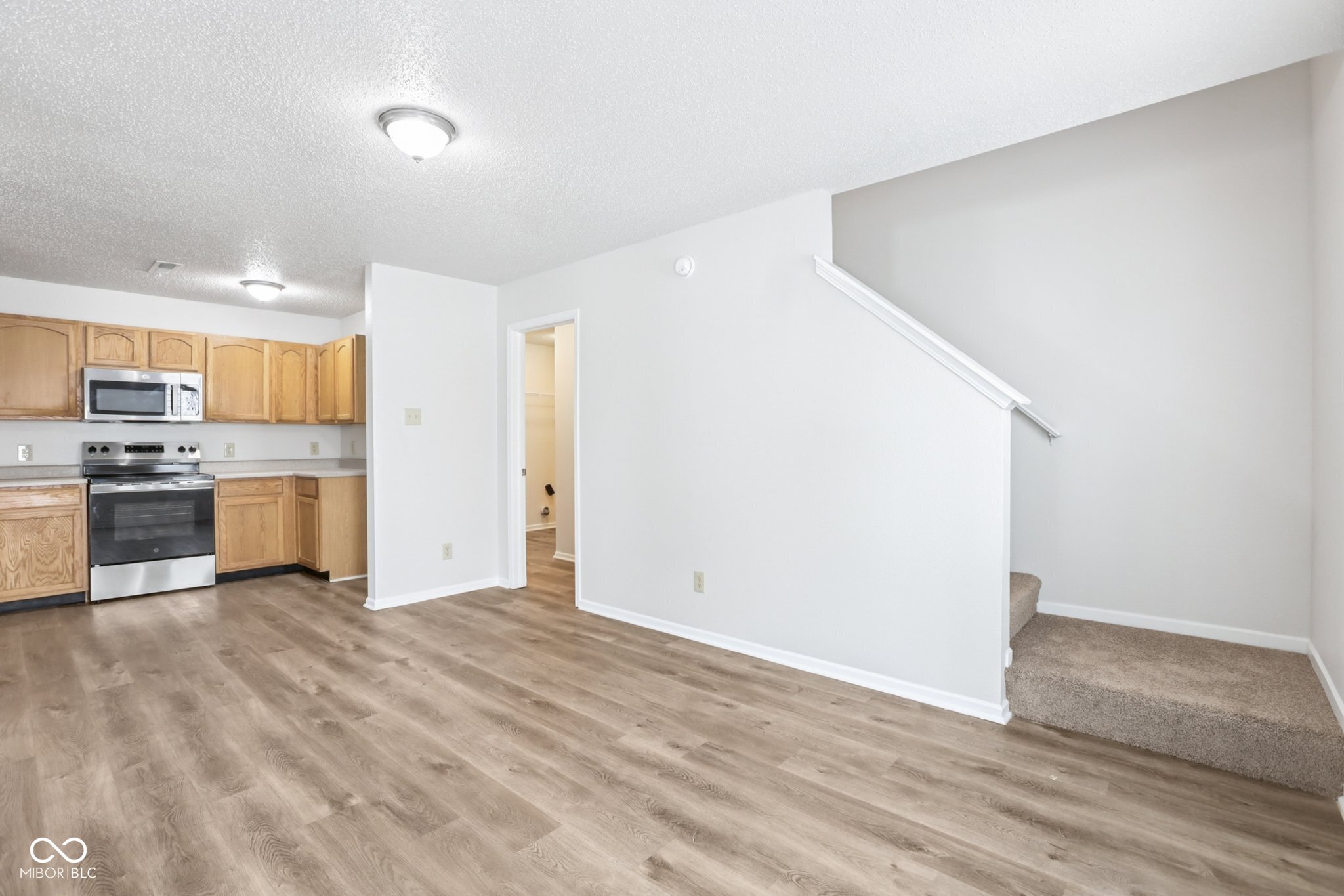 13355 Heroic Way Fishers, IN 46037 - Photo 9 of 40