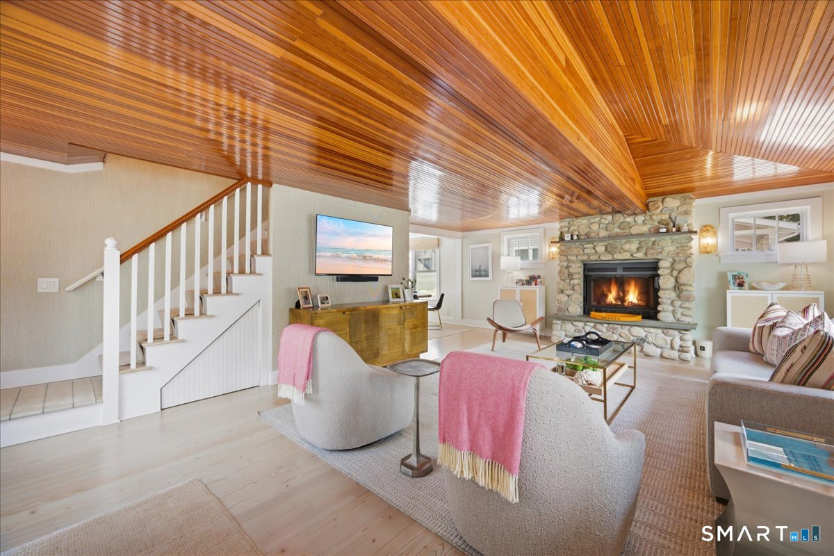 97 East Wharf Road Madison, CT 06443 - Photo 11 of 36