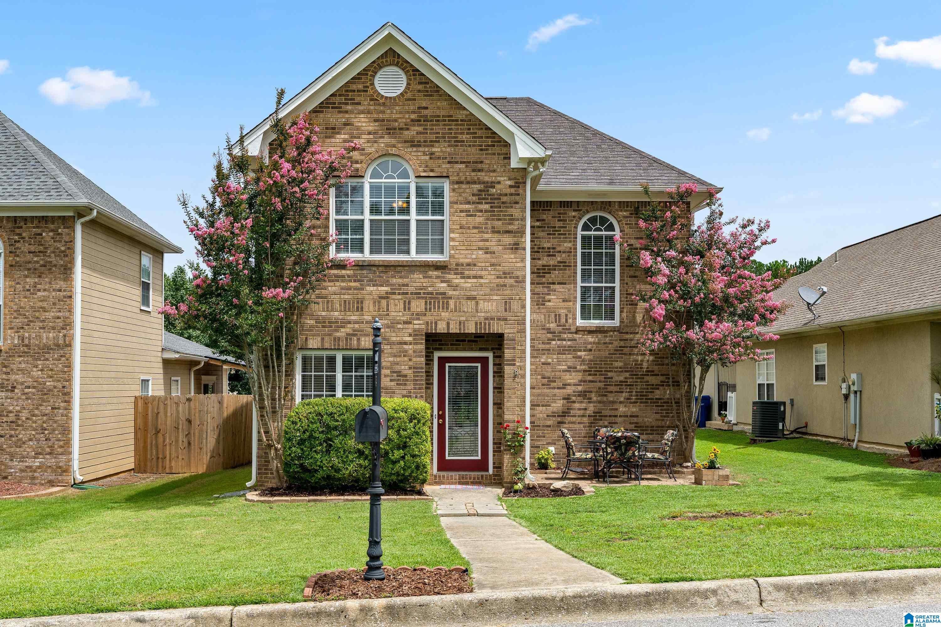 112 Warwick Circle Alabaster, AL 35007 - Photo 1 of 29