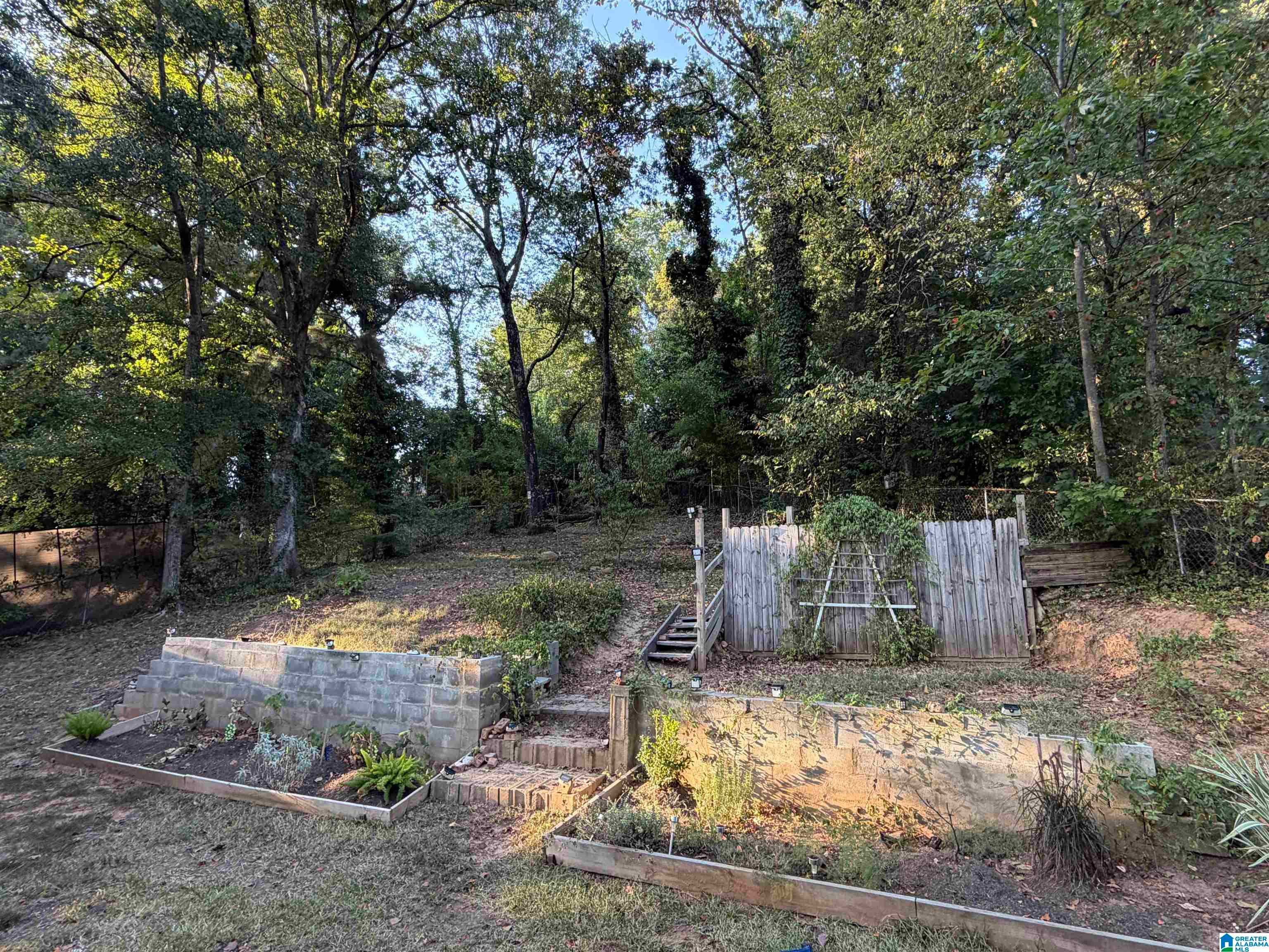 1221 Glendale Road Anniston, AL 36207 - Photo 14 of 19 Gallery Image 14