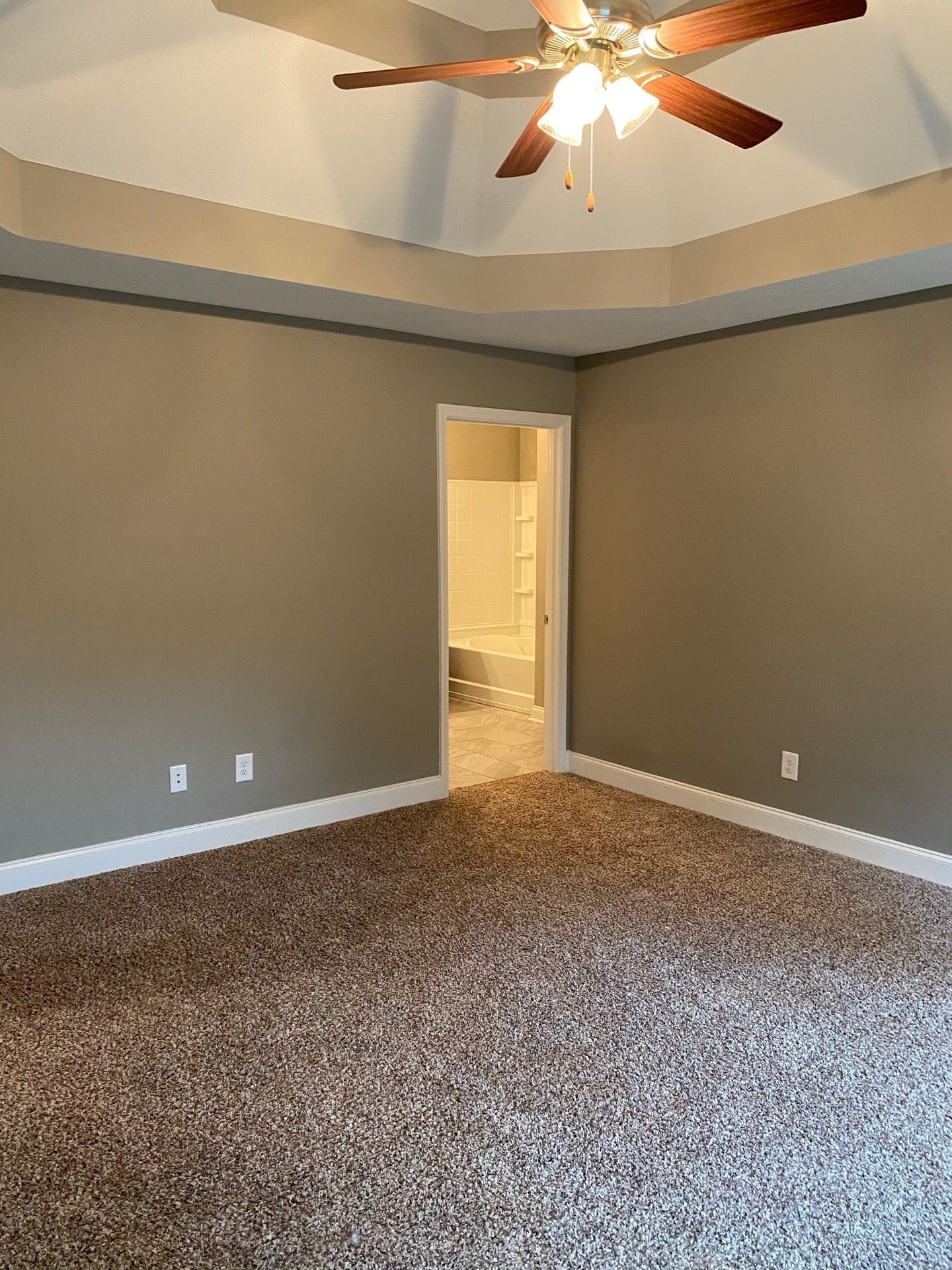 1847 Rains Road Clarksville, TN 37042 - Photo 6 of 20 Gallery Image 6