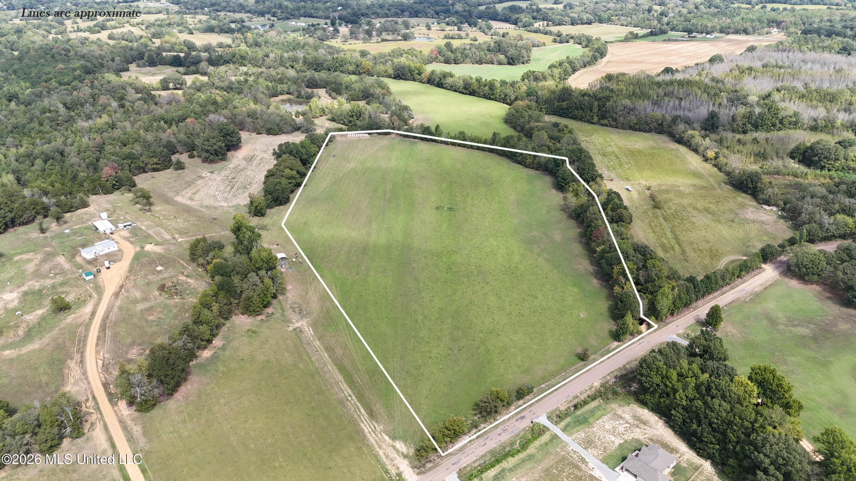 23.4 Rowell Road Coldwater, MS 38618 - Photo 7 of 11 DJI_20260924134522_0135_D copy
