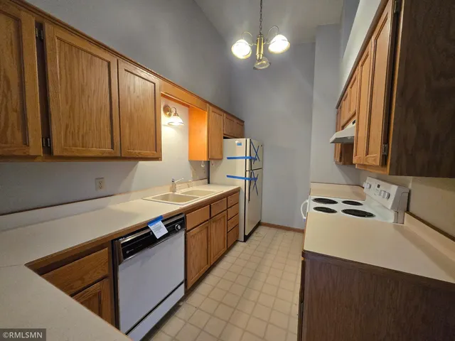 $224,500 | 3805 Windcrest Court, Eagan, MN 55123