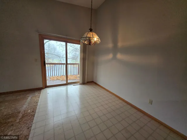 $224,500 | 3805 Windcrest Court, Eagan, MN 55123