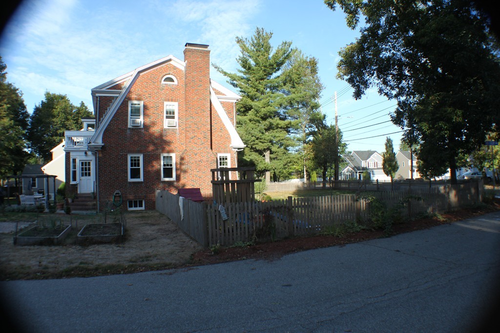 199 Danforth Street Framingham, MA 01701 - Photo 3 of 23 Gallery Image 3