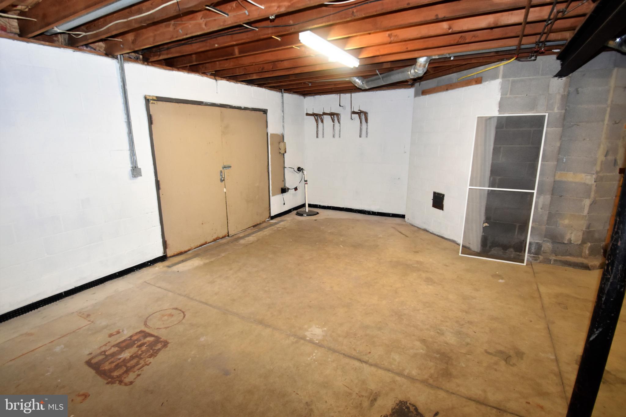 1140 Dutch Neck Road Middletown, DE 19709 - Photo 57 of 78 BASEMENT double doors to ramp