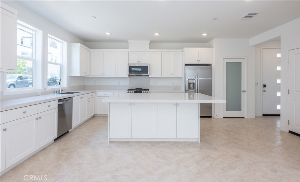 363 Proctor Irvine, CA 92618 - Photo 8 of 46