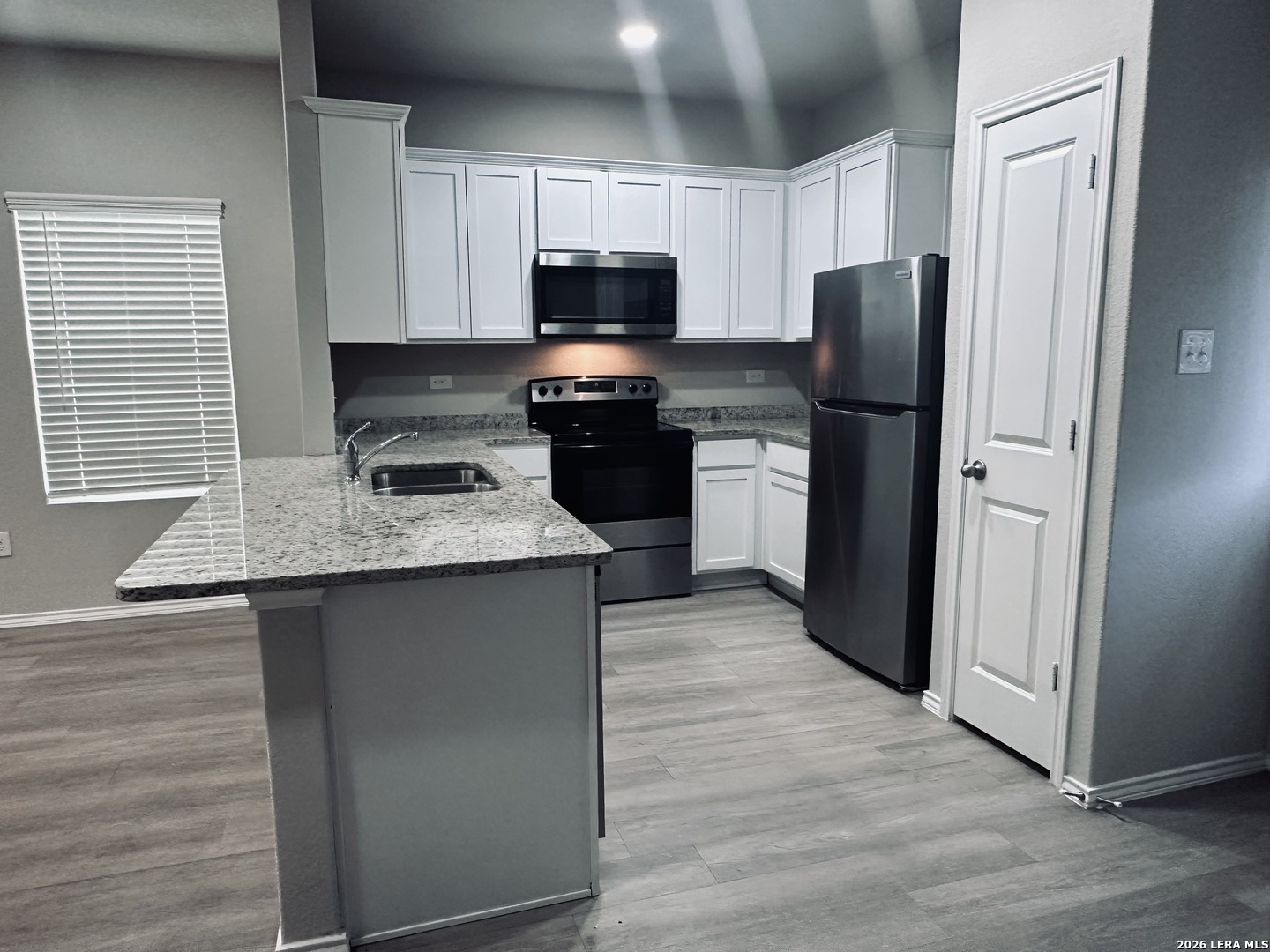 7356 Misty Ridge Drive, Unit 7 Converse, TX 78109 - Photo 5 of 23 Gallery Image 5