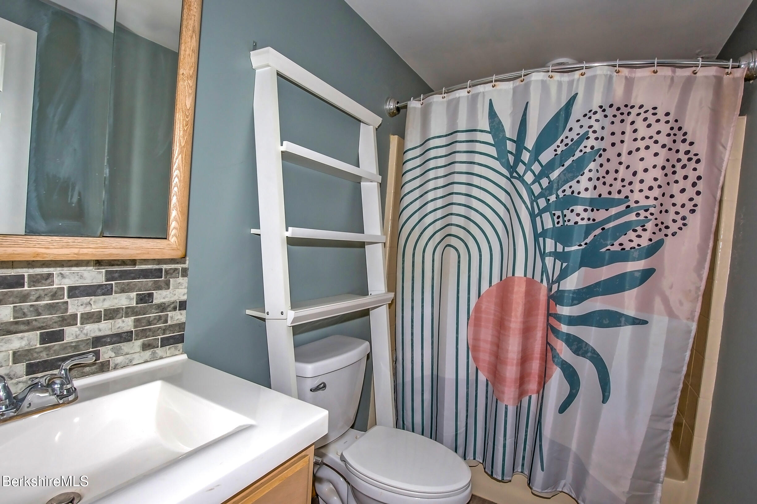 380 W Road Adams, MA 01220 - Photo 29 of 56 vincentcarusophotography_380WestRd_Adams