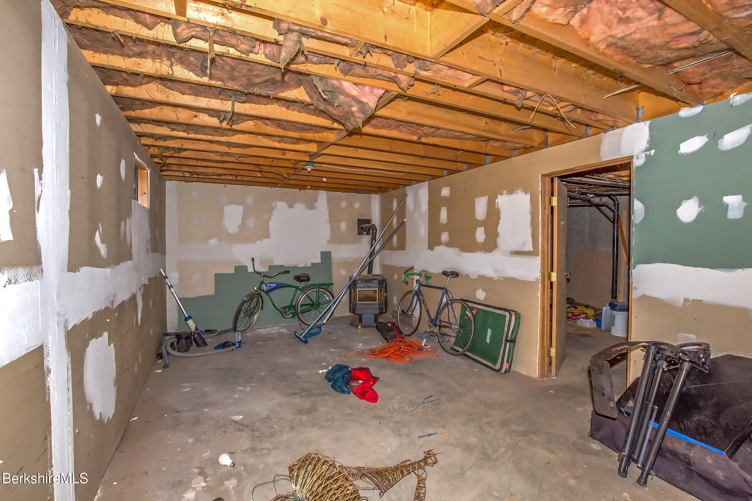 380 W Road Adams, MA 01220 - Photo 34 of 56 vincentcarusophotography_380WestRd_Adams
