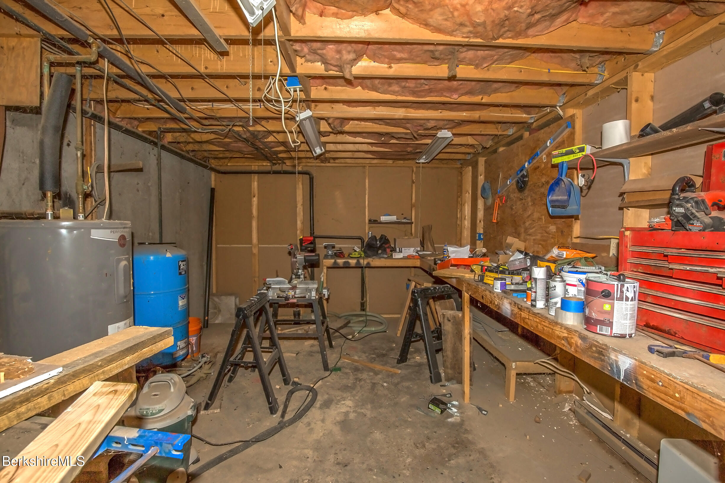 380 W Road Adams, MA 01220 - Photo 36 of 56 vincentcarusophotography_380WestRd_Adams