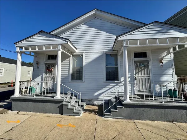 $1,250 | 2329 Felicity Street, New Orleans, LA 70113