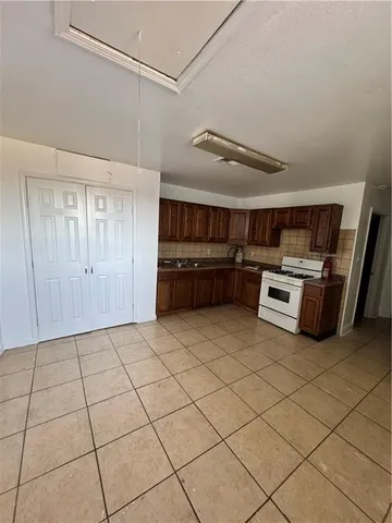 $1,250 | 2329 Felicity Street, New Orleans, LA 70113