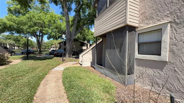 $1,750 | 3038 Antique Oaks Circle, Unit 165, Winter Park, FL 32792