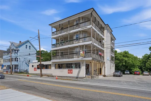 $1,248,000 | 937 Social Street, Woonsocket, RI 02895