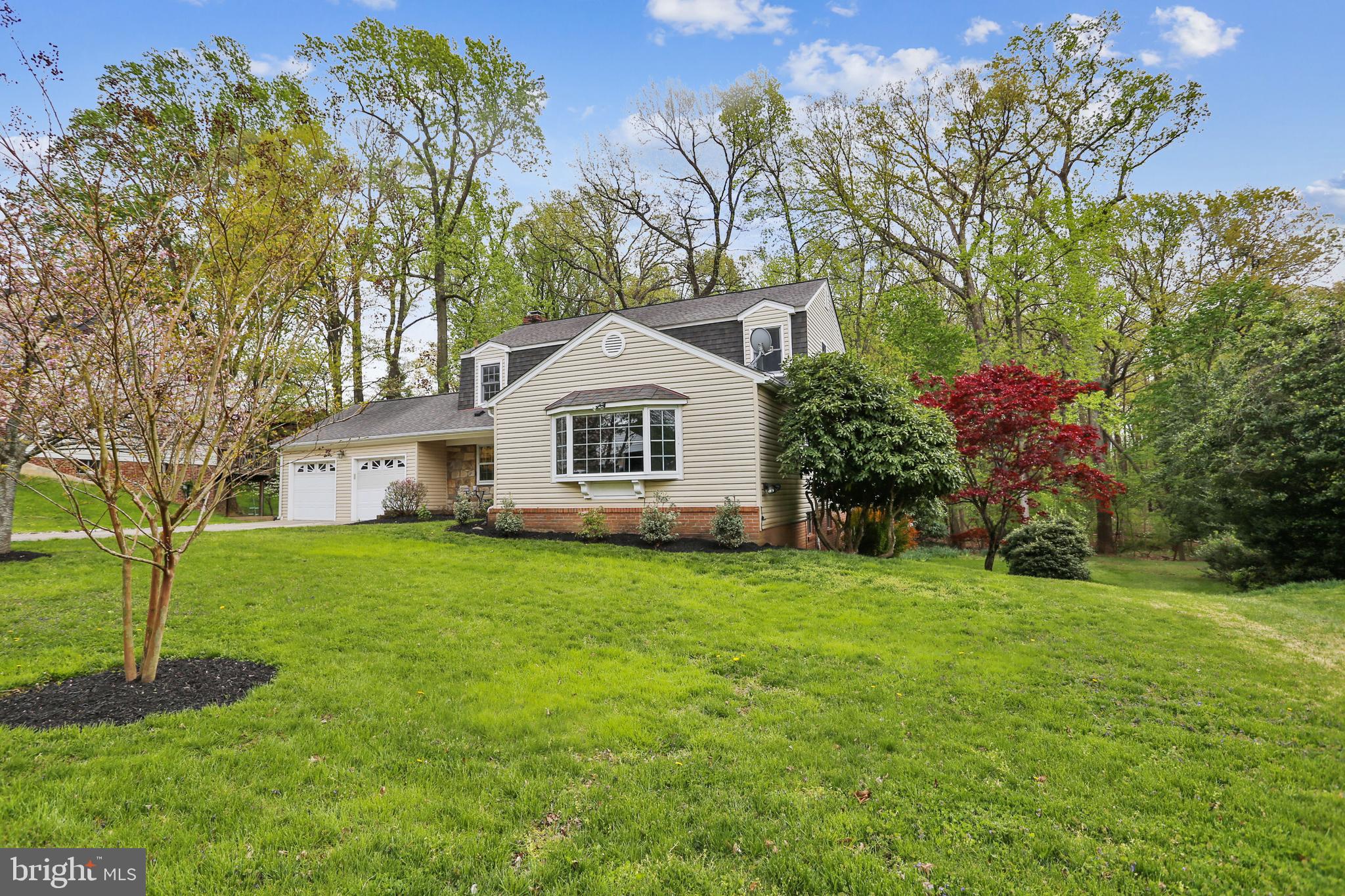 13624 Middlevale Lane Silver Spring, MD 20906 - Photo 2 of 60 Large, Landscaped Yard