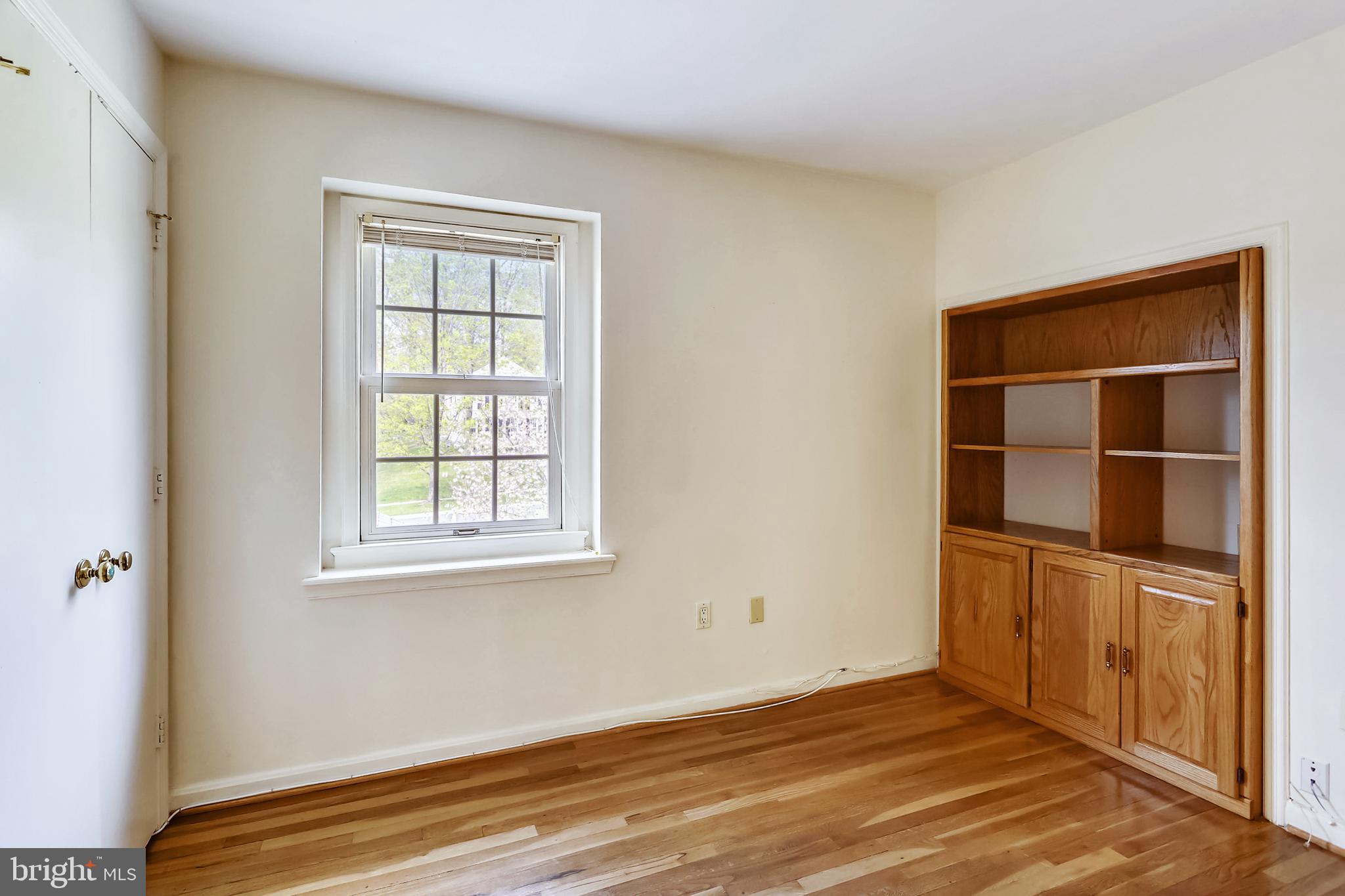 13624 Middlevale Lane Silver Spring, MD 20906 - Photo 36 of 60 Bedroom #4 with Built Ins