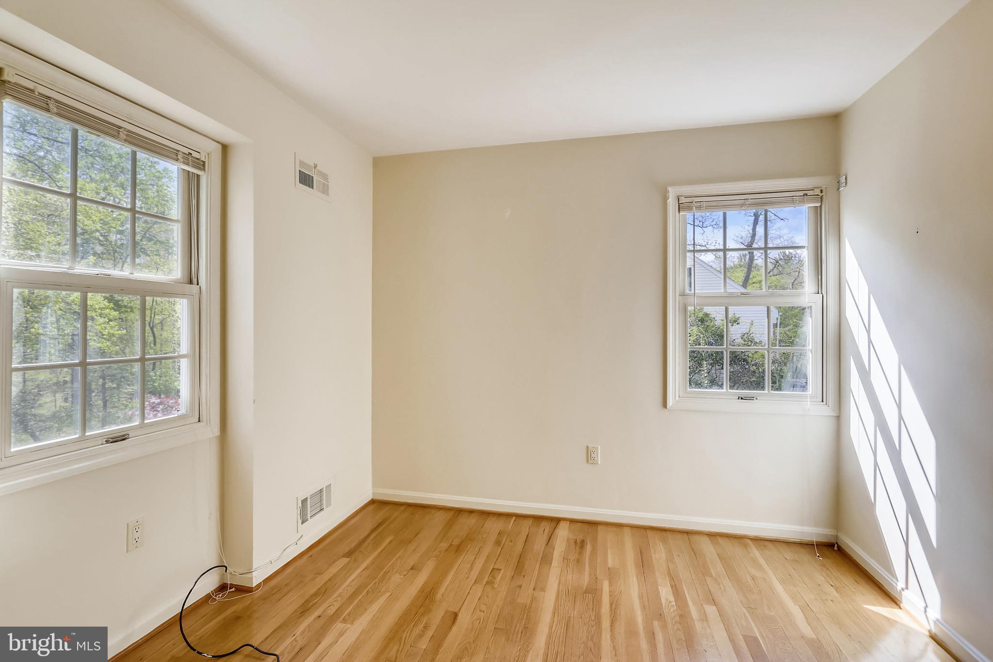 13624 Middlevale Lane Silver Spring, MD 20906 - Photo 41 of 60 Bedroom #2