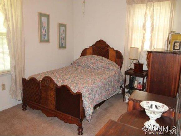 72 Edgewood Road Candler, NC 28715 - Photo 9 of 16 Gallery Image 9