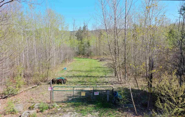 $170,000 | 428 Maple Street, Unit 16, Newport, NH 03773