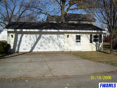 219 North 9th Street Decatur, IN 46733 - Photo 3 of 16