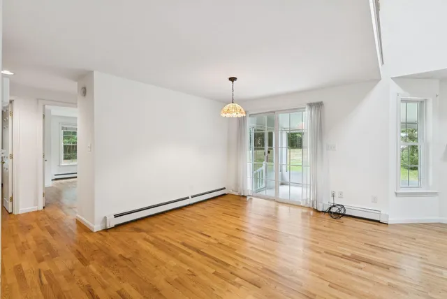 $545,000 | 17 Hampton Glen Drive, Unit 5, Kennebunk, ME 04043