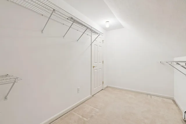 $545,000 | 17 Hampton Glen Drive, Unit 5, Kennebunk, ME 04043