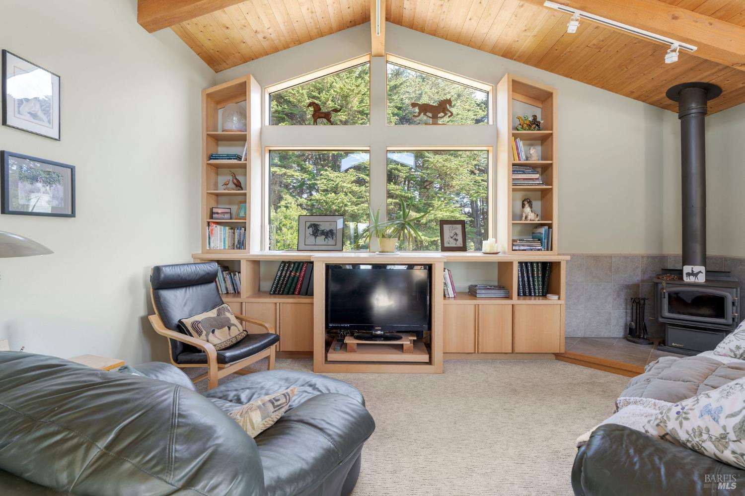 39574 Leeward Road The Sea Ranch, CA 95497 - Photo 19 of 68
