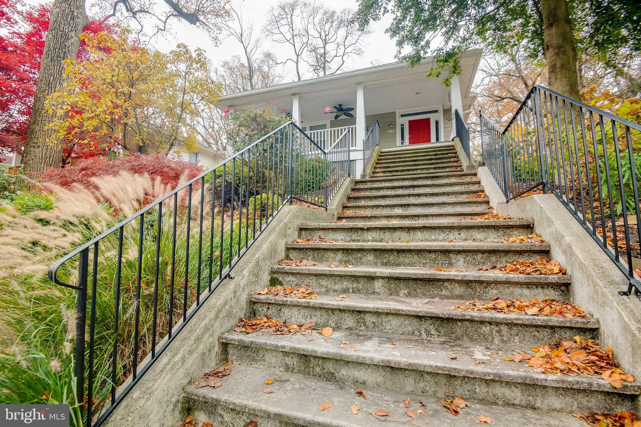 5724 Rockspring Road Baltimore, MD 21209 - Photo 2 of 38