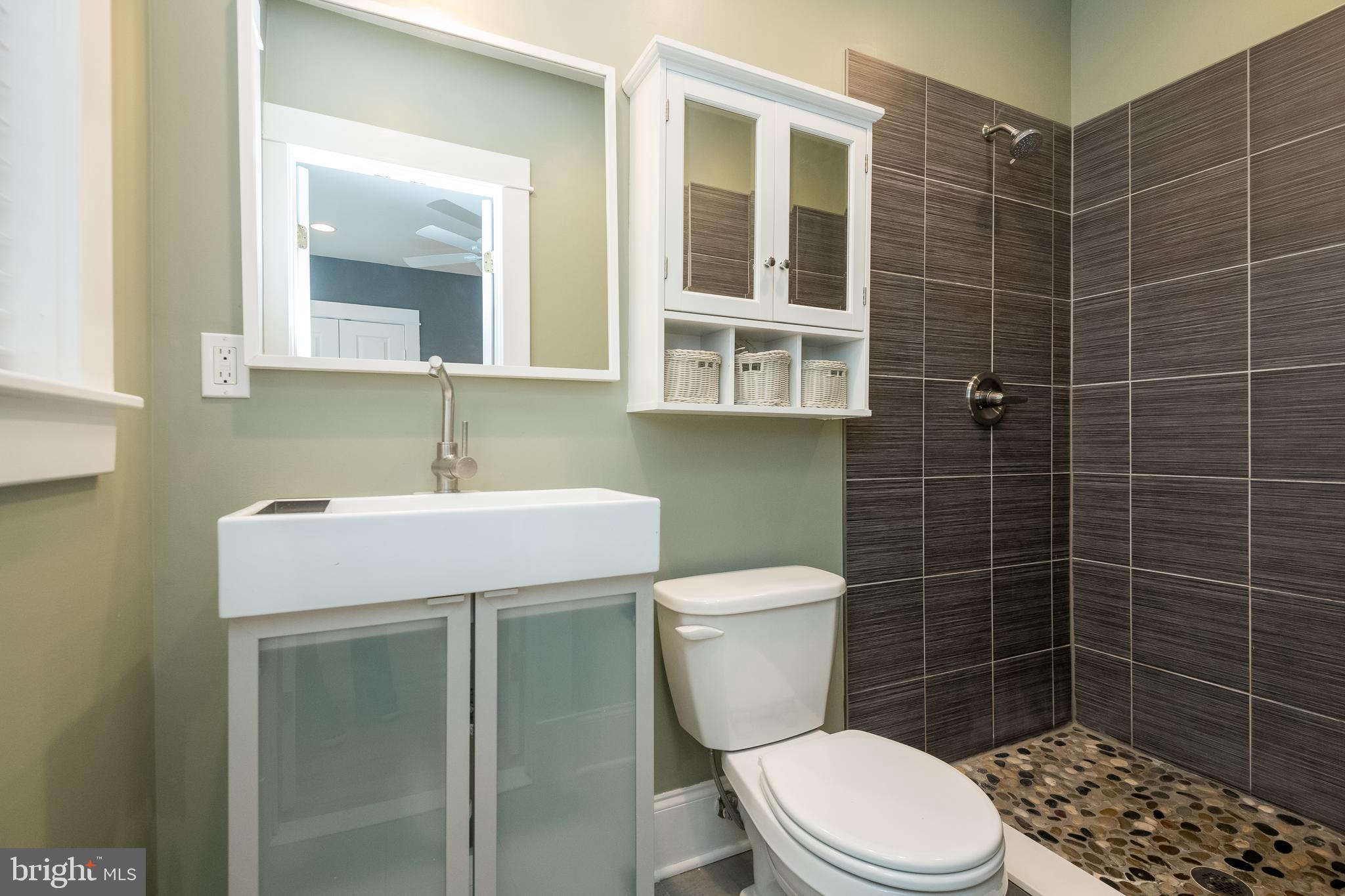 5724 Rockspring Road Baltimore, MD 21209 - Photo 22 of 38
