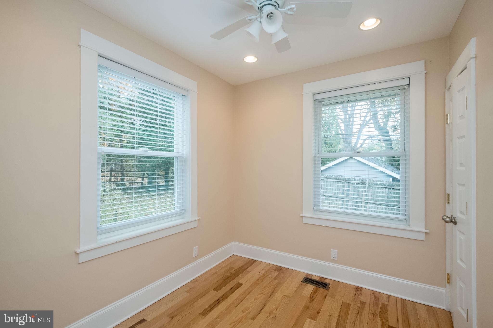 5724 Rockspring Road Baltimore, MD 21209 - Photo 26 of 38