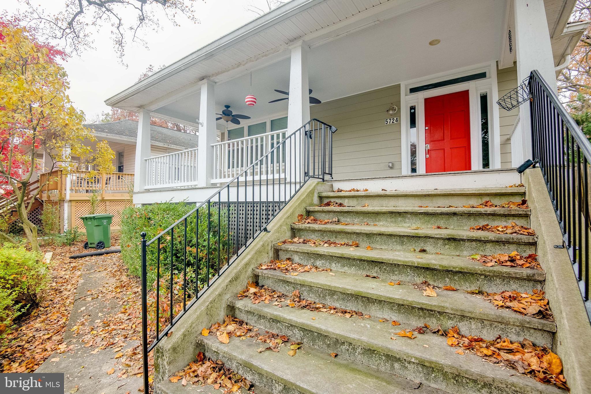 5724 Rockspring Road Baltimore, MD 21209 - Photo 4 of 38