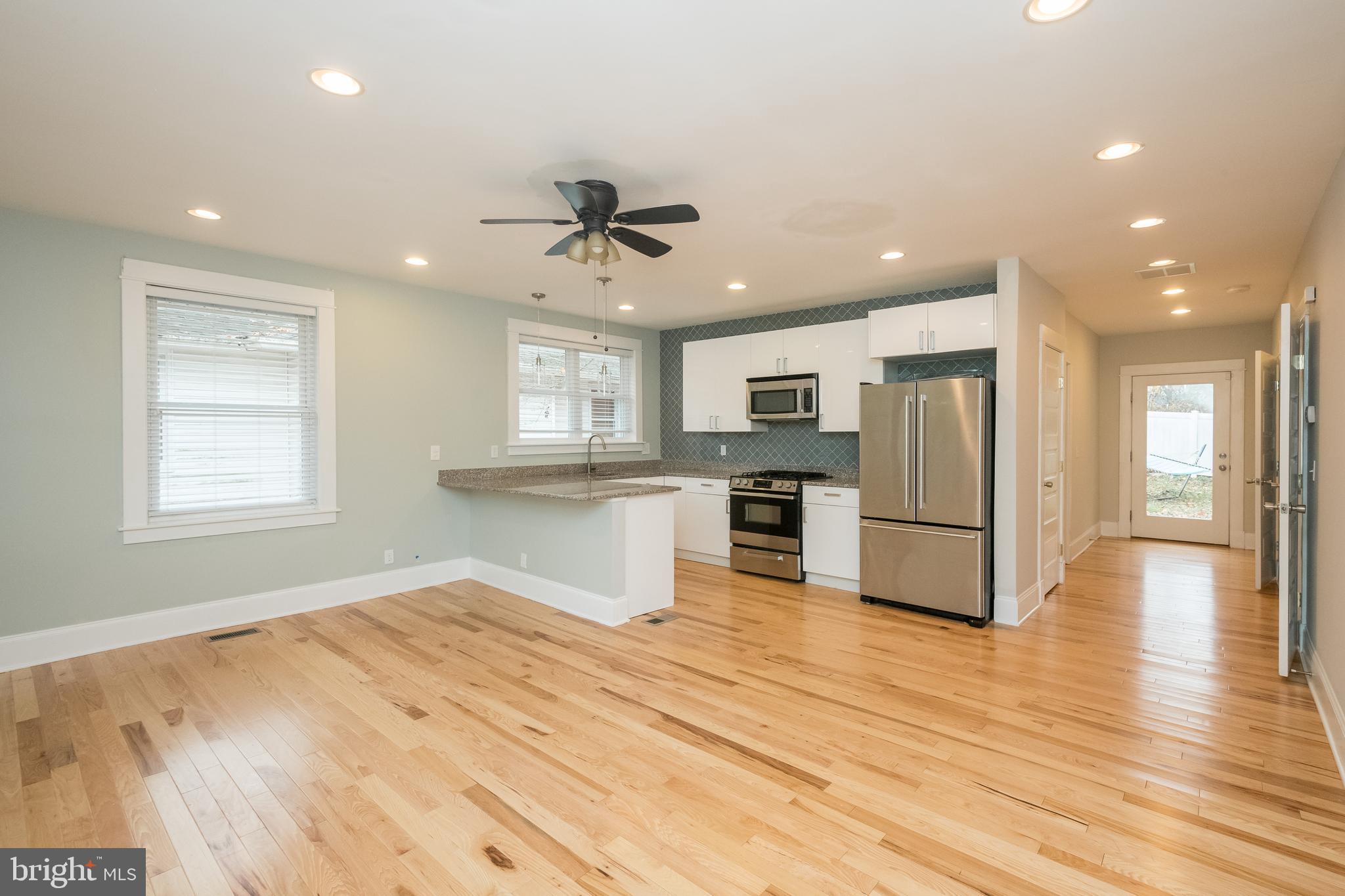 5724 Rockspring Road Baltimore, MD 21209 - Photo 10 of 38