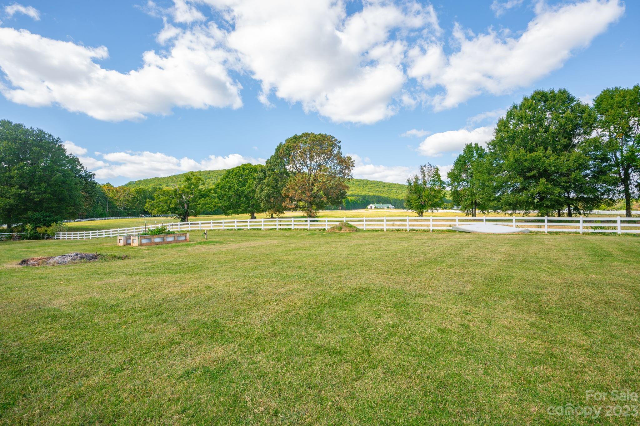 5050 East Maiden Road Maiden, NC 28650 - Photo 33 of 38 Gallery Image 33