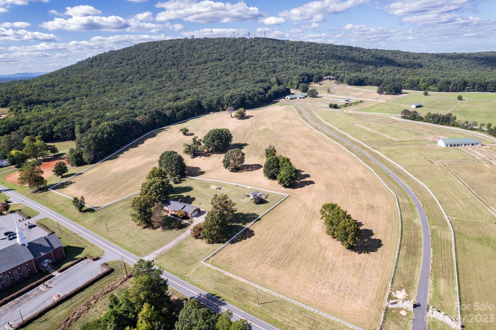 5050 East Maiden Road Maiden, NC 28650 - Photo 37 of 38 Gallery Image 37