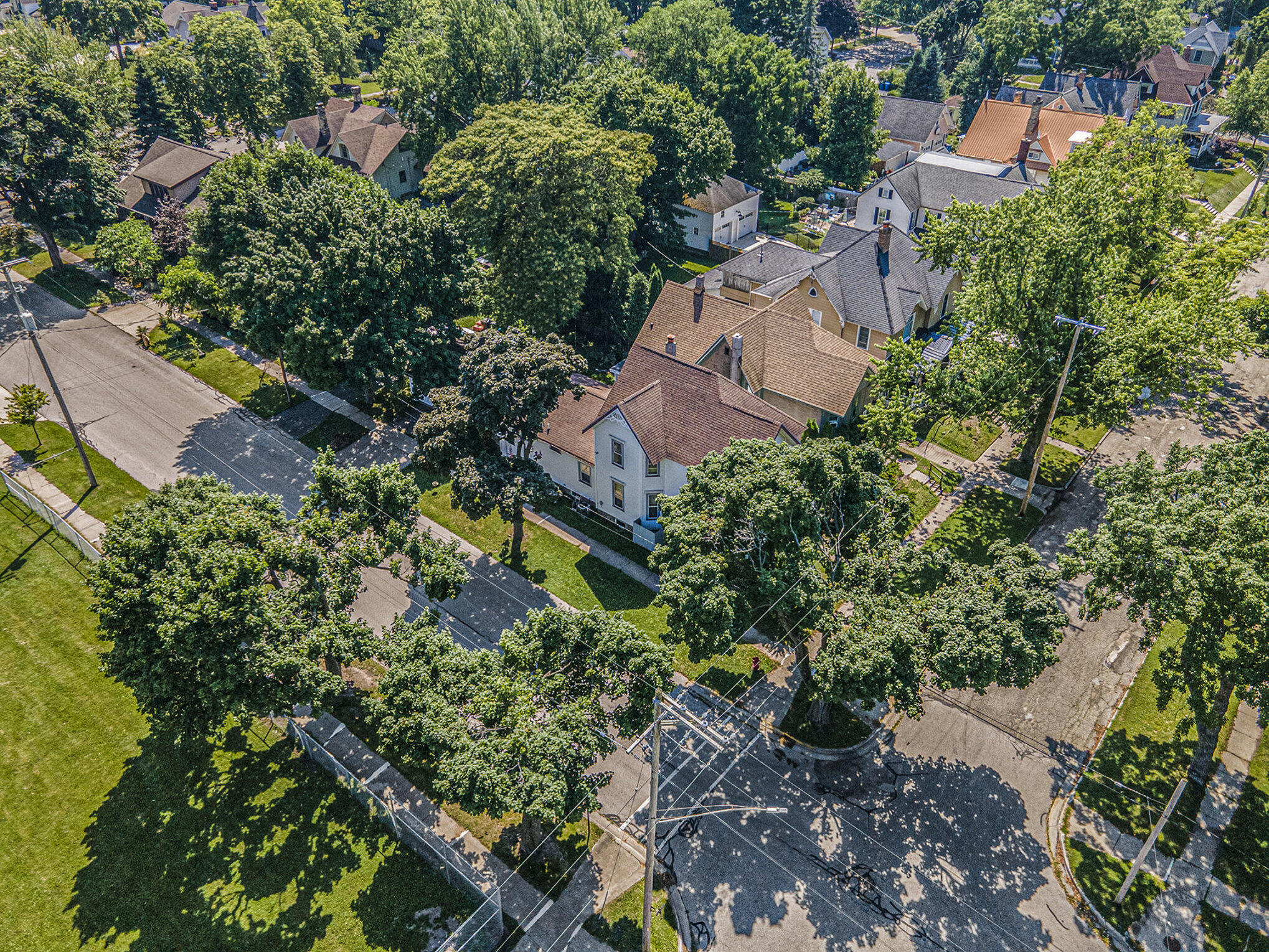 449 4th Street Manistee, MI 49660 - Photo 38 of 48 039_dji_0376_175