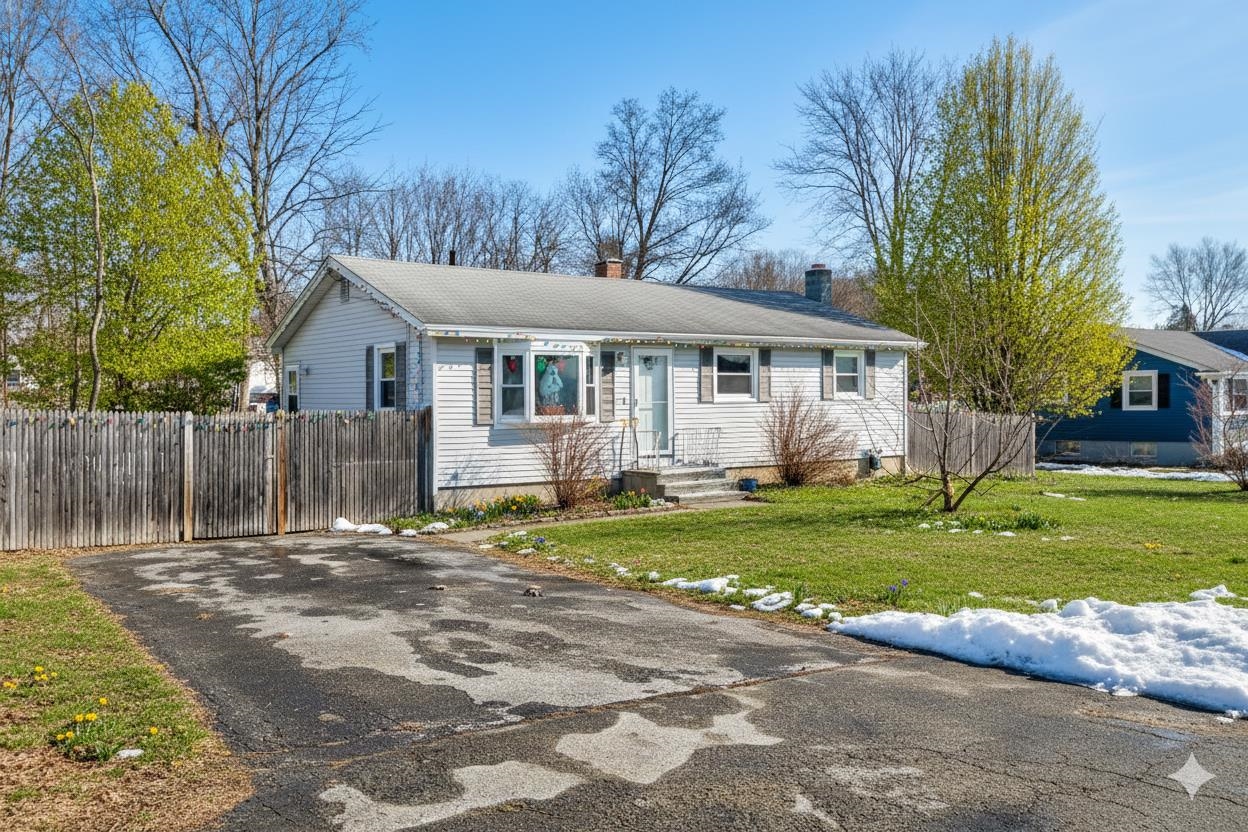 2 Natick Street Nashua, NH 03063 - Photo 1 of 29 Gallery Image 1
