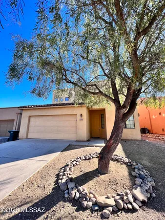 $2,375 | 7560 East Truces Place, Tucson, AZ 85715
