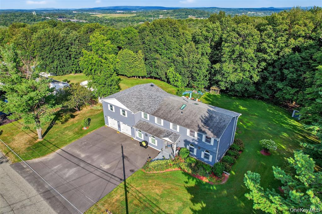 334 Greeves Road New Hampton, NY 10958 - Photo 3 of 44