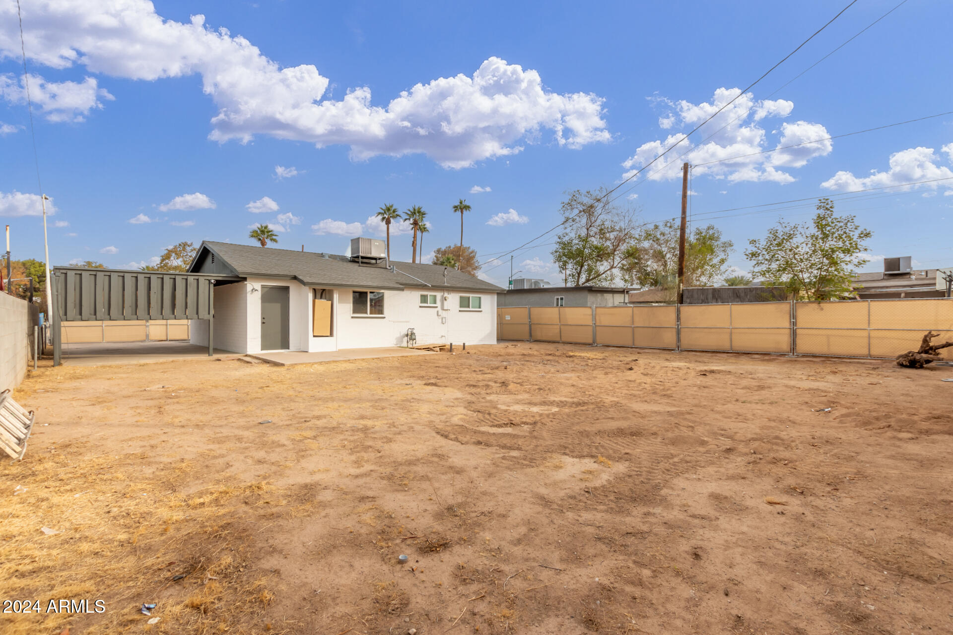 5818 South 20th Street Phoenix, AZ 85040 - Photo 26 of 29 a view of a terrace