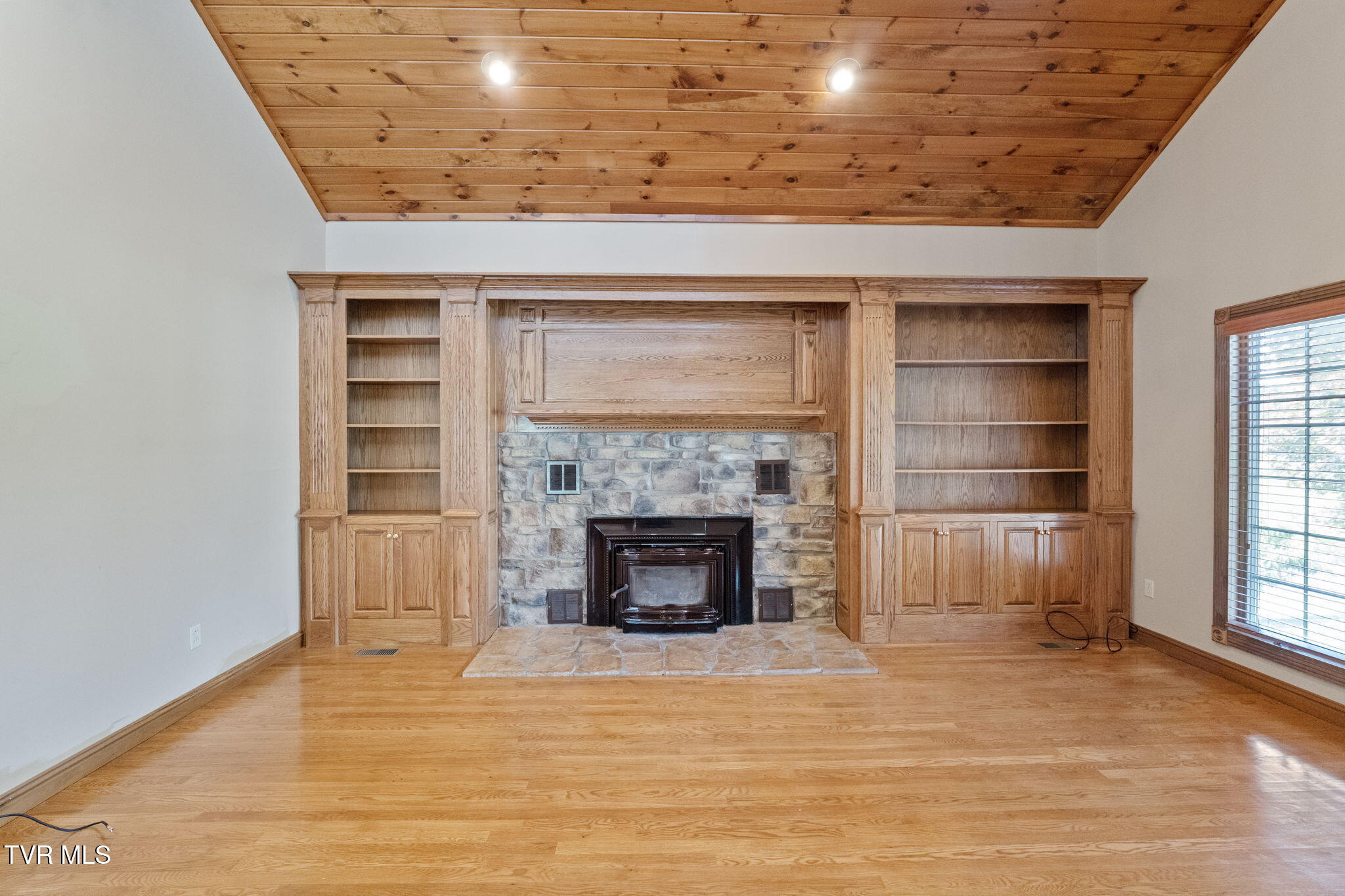 21580 Moonlight Bay Road Abingdon, VA 24211 - Photo 13 of 71 35-web-or-mls-21580-moonlight-bay-rd