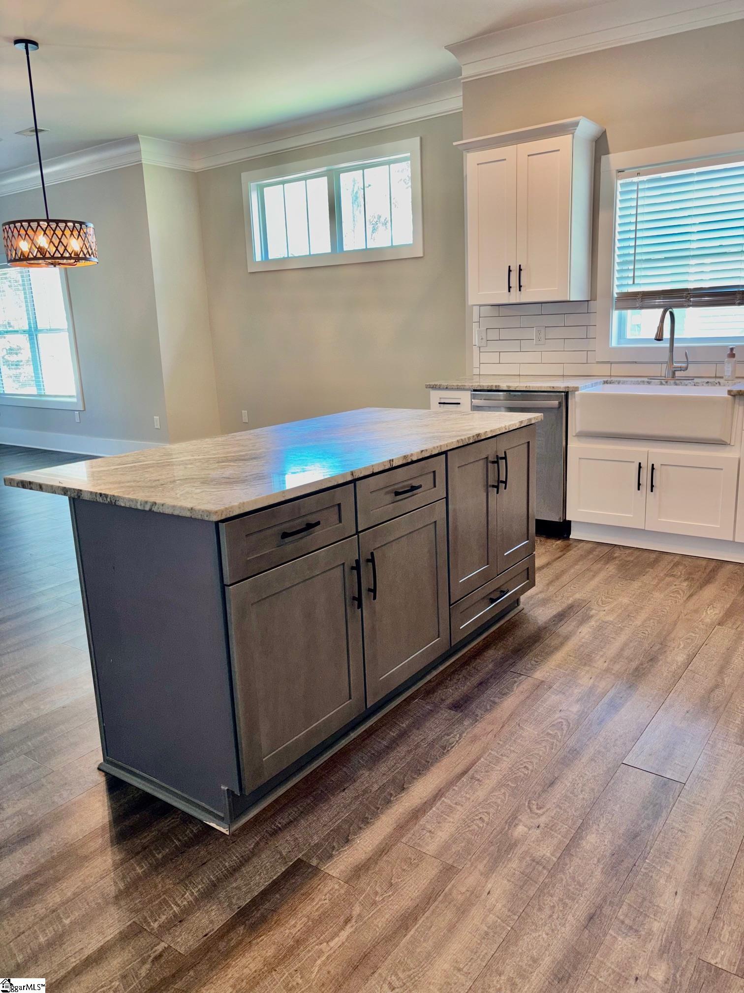 512 Trade Street Greer, SC 29651 - Photo 7 of 16