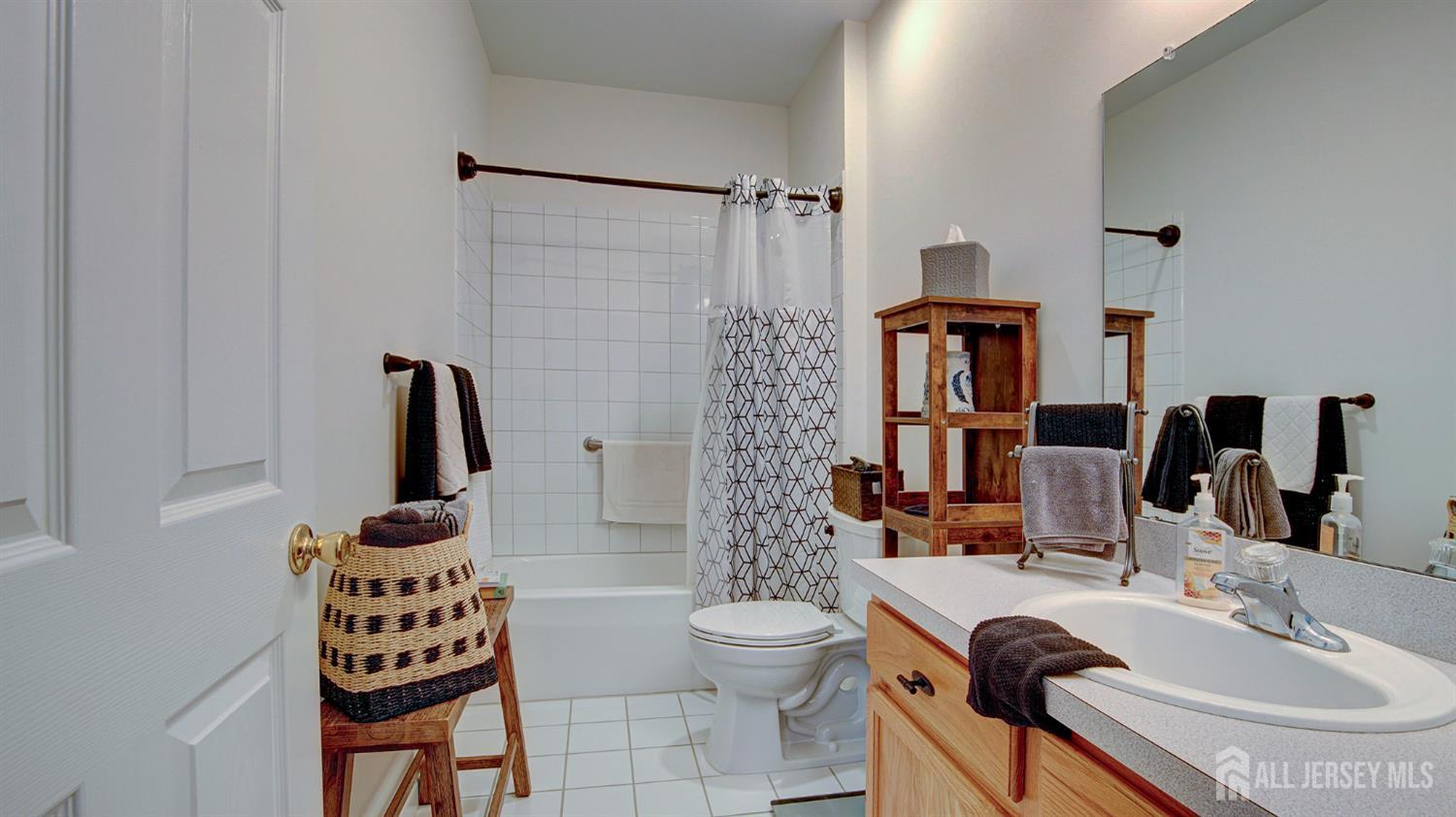 13 High Street Helmetta, NJ 08828 - Photo 28 of 42