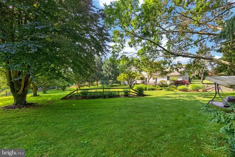$895,000 | 153 East Doe Run Road, Kennett Square, PA 19348