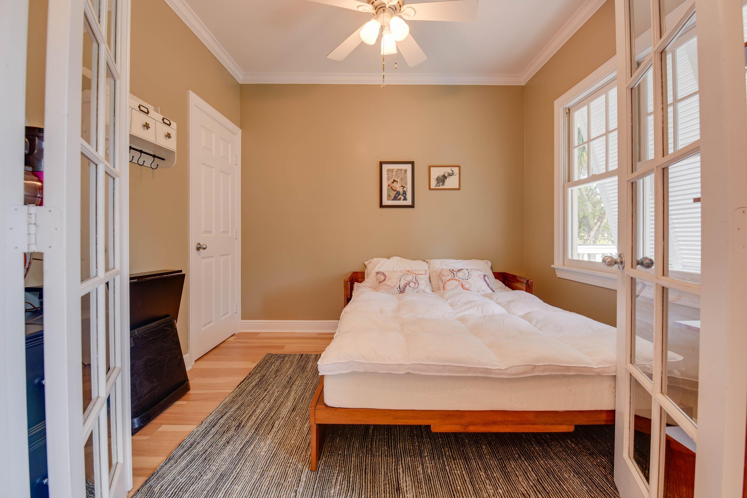 40 Spoonbill Way, Unit 1 Key West, FL 33040 - Photo 14 of 32 Murphy bed